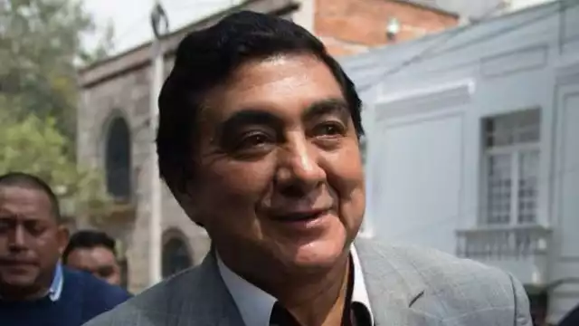 Carlos Bonavides revela que no tiene trabajo y debe pedir dinero en las calles