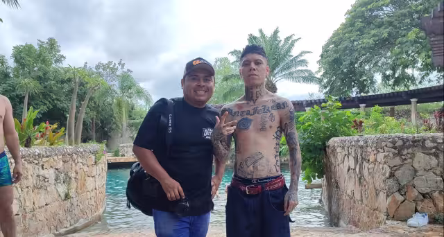 Santa Fe Klan, Ángel Quezada, ha sido el centro de atención en Yucatán durante la Feria Yucatán Xmatkuil