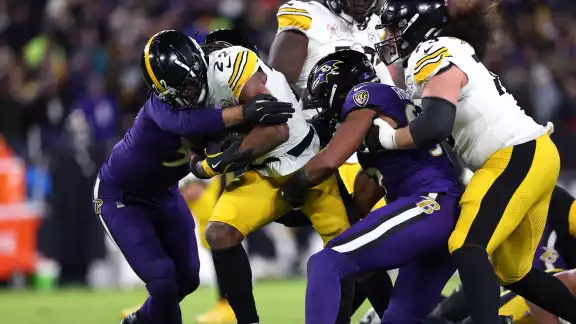 Ravens dan un partido electrizante Ravens dan un partido electrizante