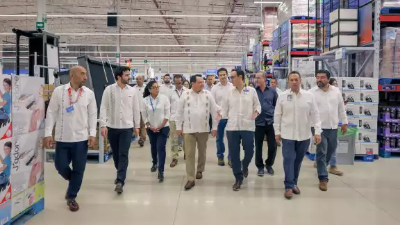 El Gobernador reiteró que el crecimiento económico debe traducirse en beneficios tangibles para los ciudadanos