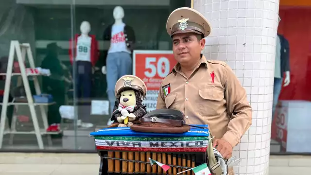 Ruíz aprendió el oficio hace 19 años gracias a un familiar