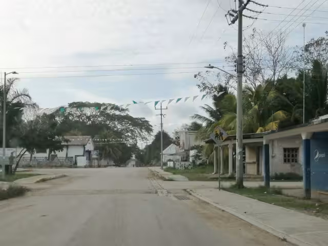 Los servicios de mantenimiento han sido señalados como excusas ante la ausencia de luz.