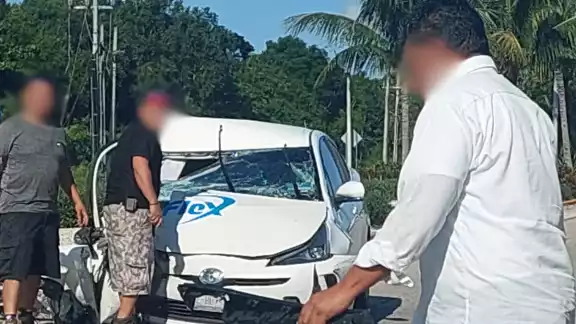 El conductor no sufrió heridas de gravedad pese al nivel del choque El conductor no sufrió heridas de gravedad pese al nivel del choque