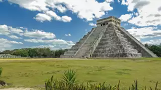 ¿Qué hay dentro de la pirámide de  Chichén Itzá? ¡No lo vas a creer! 