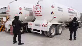 La Secretaría de Seguridad y Protección Ciudadana y la Fiscalía General de la República desmantelaron una red clave de huachicol.