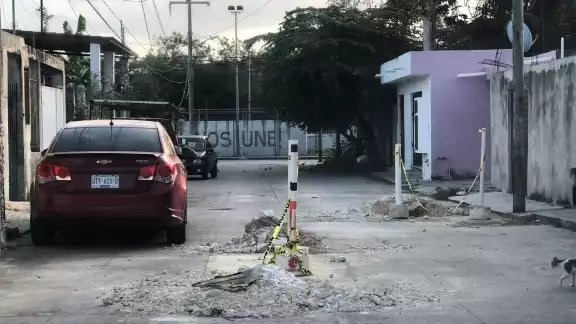 Los quejosos aseguraron que cuando reportan la falta de suministro no les dan soluciones, por lo que recurren a la compra de garrafones para sus necesidades Los quejosos aseguraron que cuando reportan la falta de suministro no les dan soluciones, por lo que recurren a la compra de garrafones para sus necesidades