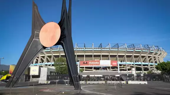 El Estadio Azteca El Estadio Azteca