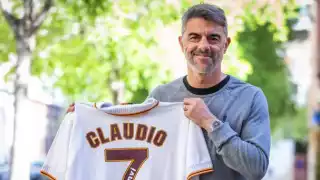   ¿Qué fue de Claudio “El Piojo” López, ex jugador del América?  