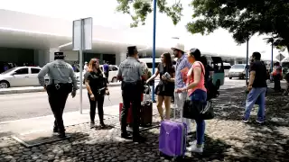 Gobierno federal asegura mejorías en instalaciones y servicios del aeropuerto de Cancún 