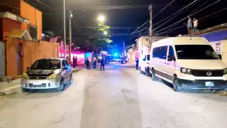 Maniatado y con huellas de tortura; encuentran el cuerpo de un hombre en un taller de Playa del Carmen