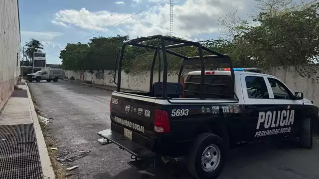 Se cree que el cuerpo fue arrojado en horas de la madrugada, aunque no se reportaron actividades sospechosas