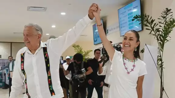 AMLO y Sheinbaum concluyen gira por zona arqueológica de Ichkabal