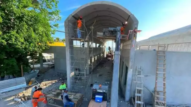 Artesanos de Isla Aguada desconocen si serán reubicados en el nuevo Mercado de Artesanías.