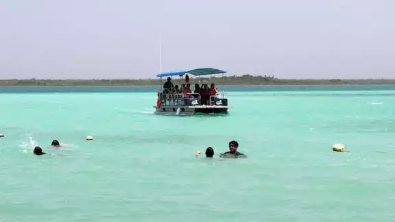 Revisarán establecimientos en el municipio de Bacalar por la cercanía de Semana Santa. Revisarán establecimientos en el municipio de Bacalar por la cercanía de Semana Santa.
