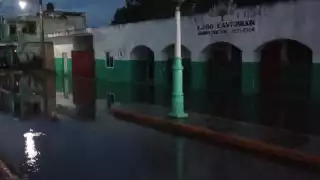 Intenso aguacero vespertino impacta actividades del municipio de Kantunilkín en Quintana Roo