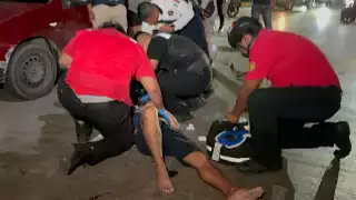 Ebrio motociclista detenido tras generar aparatoso choque en Cd. del Carmen