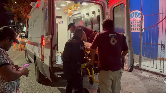 Atención inmediata de Protección Civil salva a joven en crisis emocional Atención inmediata de Protección Civil salva a joven en crisis emocional