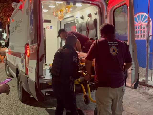 Atención inmediata de Protección Civil salva a joven en crisis emocional