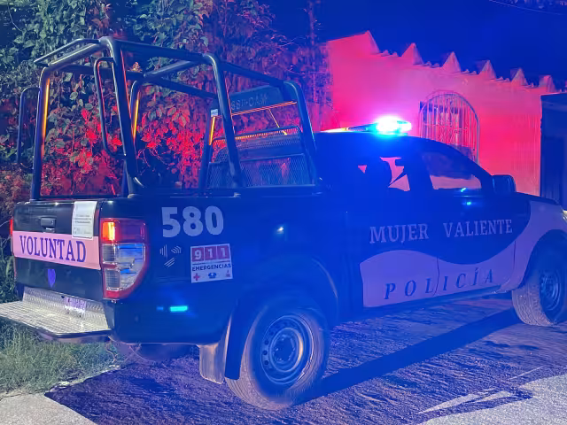 Una mujer fue asistida tras ser golpeada por su pareja en la colonia San José El Alto