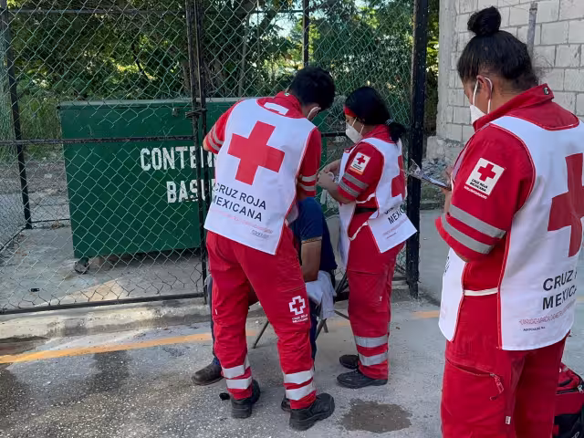 Sus compañeros llamaron a emergencias
