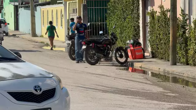 Un motomandadito fue atropellado en la colonia Belisario Domínguez, en Ciudad del Carmen.