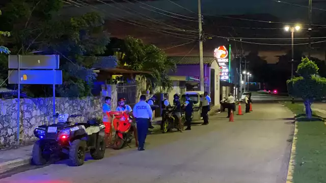 Los elementos policiacos realizaron el operativo en un punto estratégico de la ciudad.