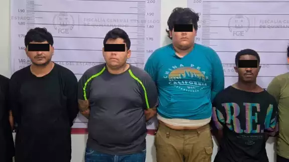 En la detención se aseguraron diversas armas de fuego