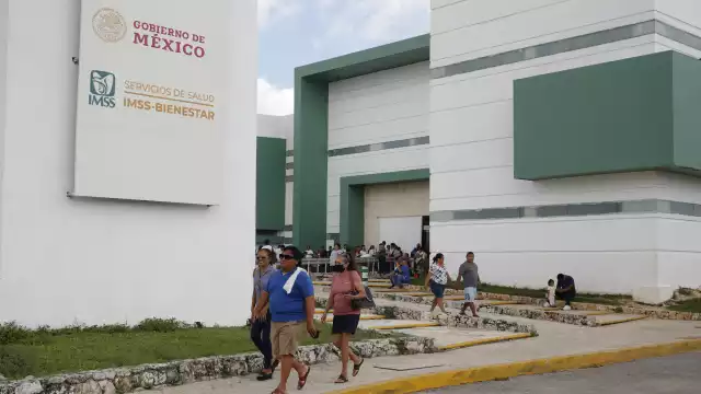 IMSS Bienestar recibe 80 pacientes de la tercera edad en Cancún