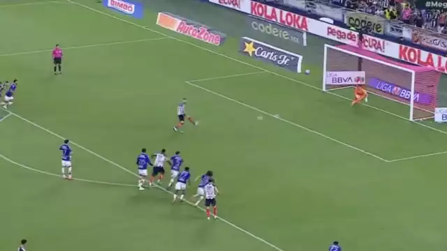 La jugada que terminó en gol entre excompañeros merengues