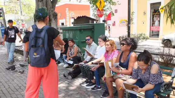 Encuestadora realiza sondeo en el Centro de Mérida