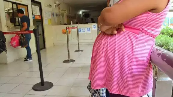 La maternidad precoz es más preocupante en zonas de mayor población indígena, por ser histórica y sistemáticamente empobrecidas La maternidad precoz es más preocupante en zonas de mayor población indígena, por ser histórica y sistemáticamente empobrecidas