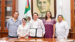 Joaquín Díaz Mena agradece a la presidenta Claudia Sheinbaum por la apertura de la Universidad Rosario Castellanos en Kanasín  