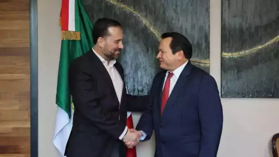 Díaz Mena hizo hincapié en la relevancia que tiene la inversión privada en las iniciativas del gobierno. Díaz Mena hizo hincapié en la relevancia que tiene la inversión privada en las iniciativas del gobierno.