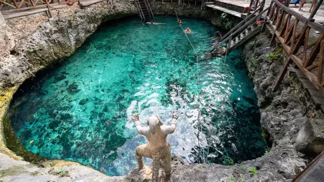 Los cenotes son lugares sagrados y famosos entre el turismo
