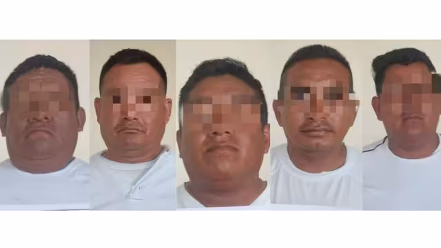 Cinco agentes estatales fueron detenidos en un operativo en Santa Adelaida, Palizada, y remitidos al Ministerio Público.