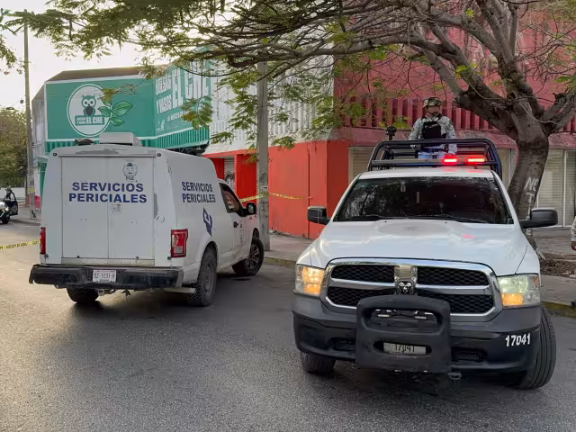 Ejecución a plena luz del día en la avenida Chichén Itzá