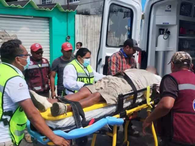 Se desmaya bajo el sol en Campeche y lo salva el SAMU