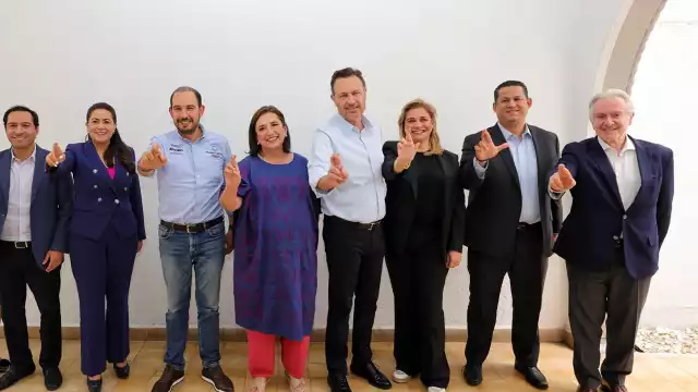Los gobernadores panistas coincidieron que la "tarea más urgente y en lo inmediato es construir juntos la unidad nacional". 