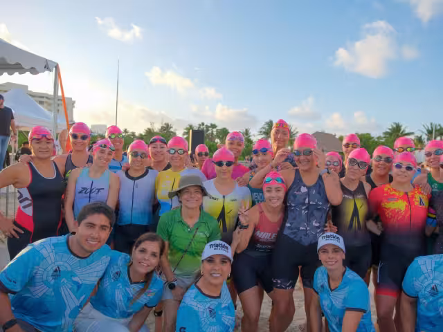 Se celebró el 55 aniversario de la fundación de Cancún