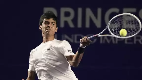 El Challenger Banque Nationale de Granby es un torneo de tenis de la categoría Challenger nivel 75 se disputa desde 19993