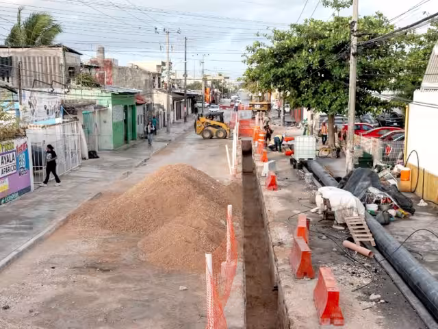La compañía tiene al menos dos obras inconclusas, lo que estaría generando caos y deficiencias en el municipio