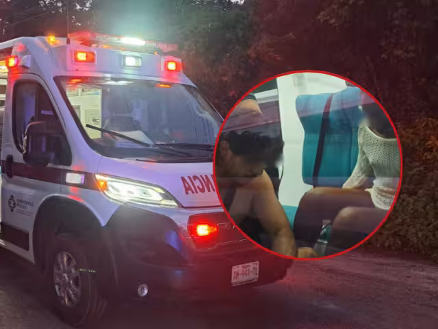 Paramédicos atendieron a los extranjeros ya que presentaban lesiones tras caer al pavimento