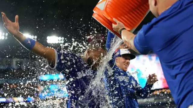 Yankees al borde de eliminación