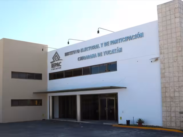 Rechazan cancelar candidatura