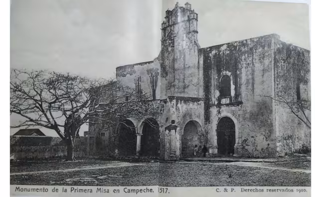 La Iglesia de San Francisco en Campeche, fundada en 1546, es un importante monumento de arquitectura colonial