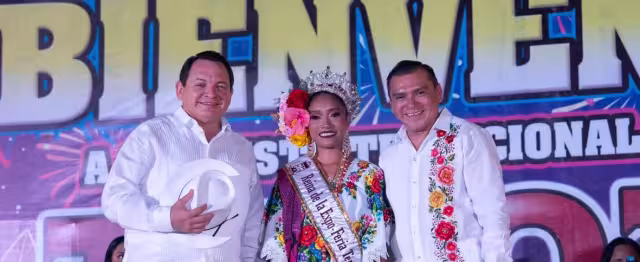 Huacho baila jarana en Temozón