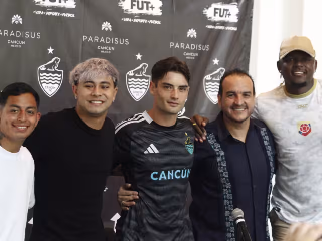 Influencers de México y Colombia jugarán en el estadio olímpico Andrés Quintana Roo.