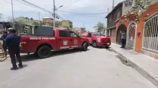   En Ciudad del Carmen, menor es rescatado al incendiarse su casa  