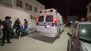 Mujer atropella a motociclista en Ciudad del Carmen y huye del lugar
