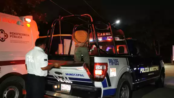 Hombre es detenido en Miguel de la Madrid por agredir a su expareja.